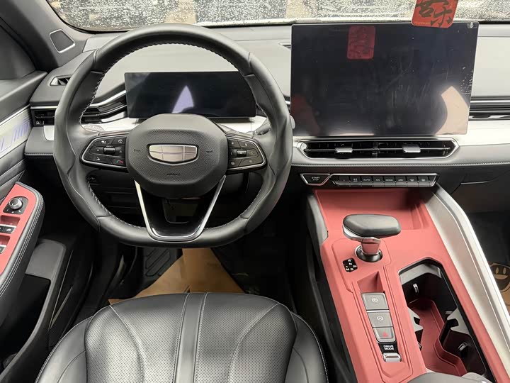 Фото 7 - Geely Preface