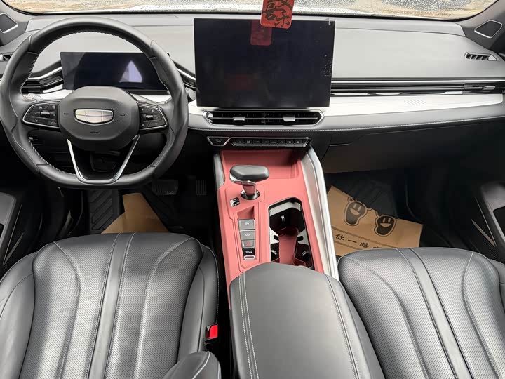 Фото 8 - Geely Preface