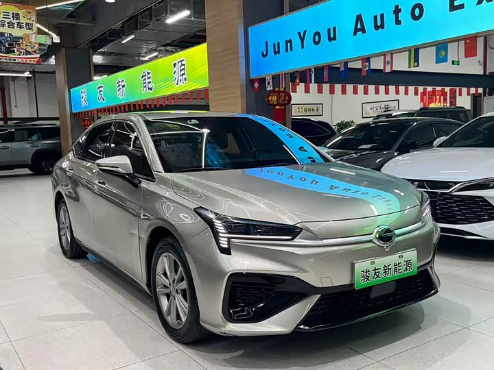 Фото 2 - GAC Aion S