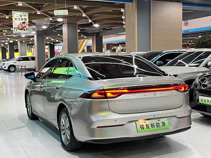 Фото 5 - GAC Aion S