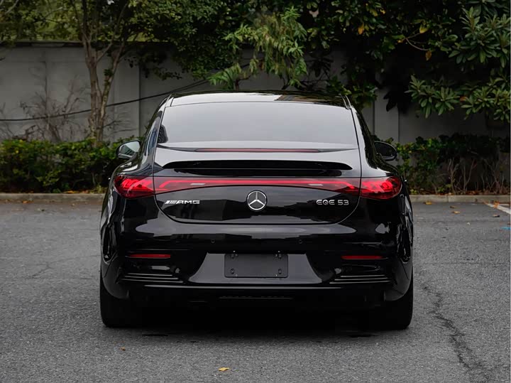 Фото 6 - Mercedes-Benz EQE AMG