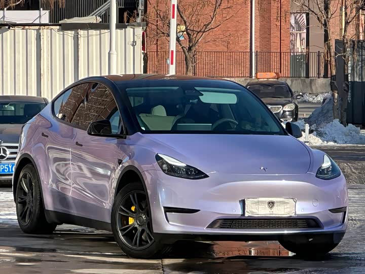 Фото 3 - Tesla Model Y