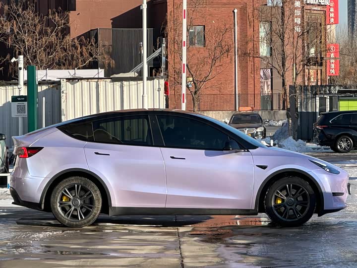 Фото 4 - Tesla Model Y