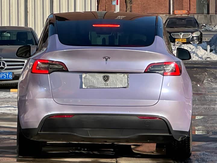 Фото 6 - Tesla Model Y