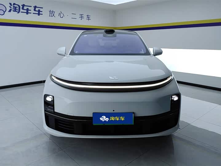 Фото 2 - LiXiang L7