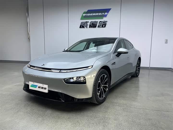 Фото 1 - XPeng P7