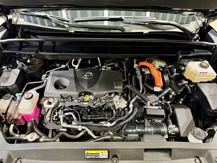 Фото 8 - Toyota Crown Kluger