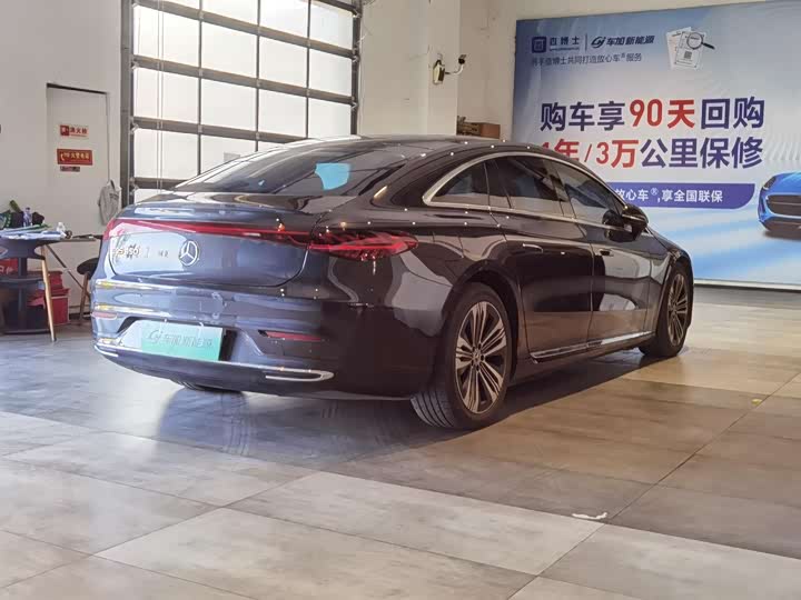 Фото 4 - Mercedes-Benz EQS