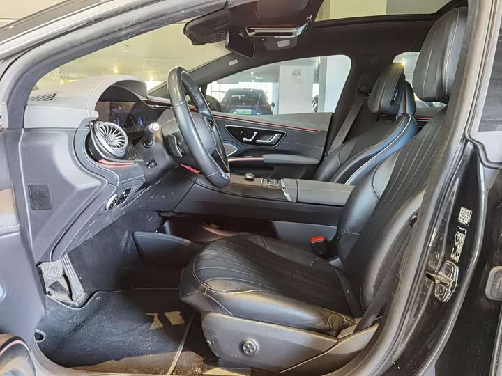 Фото 9 - Mercedes-Benz EQS