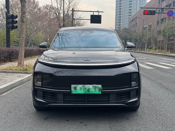 Фото 2 - LiXiang L8