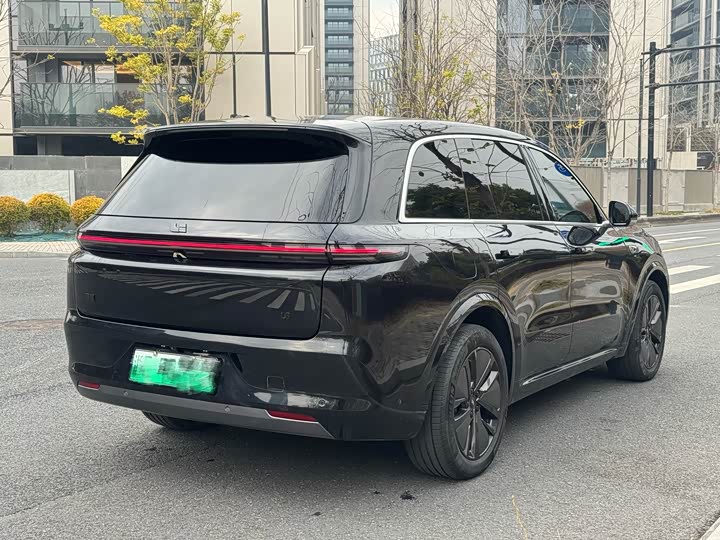 Фото 8 - LiXiang L8