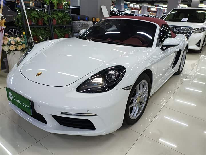 Фото 2 - Porsche 718