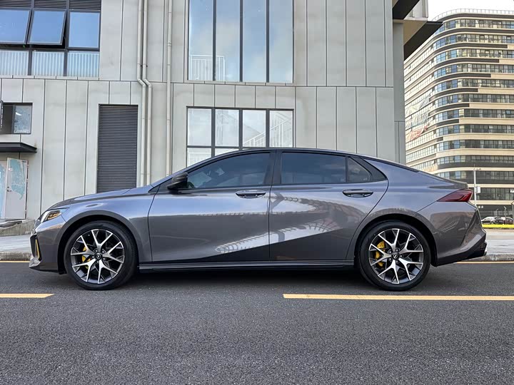 Фото 7 - GAC Trumpchi Empow R