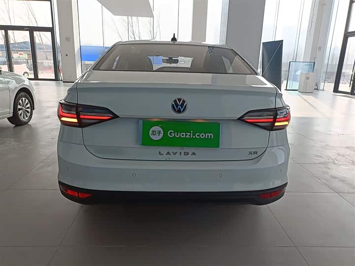 Фото 6 - Volkswagen Lavida