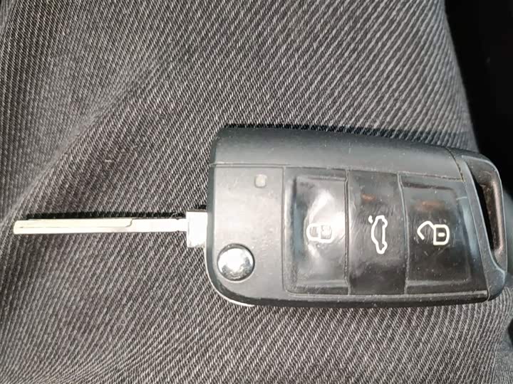 Фото 9 - Volkswagen Lavida