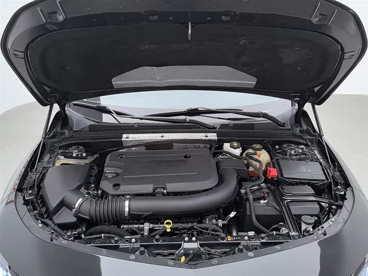 Фото 6 - Chevrolet Malibu XL