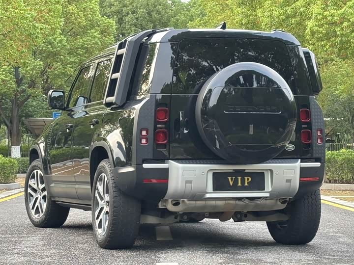 Фото 4 - Land Rover Defender