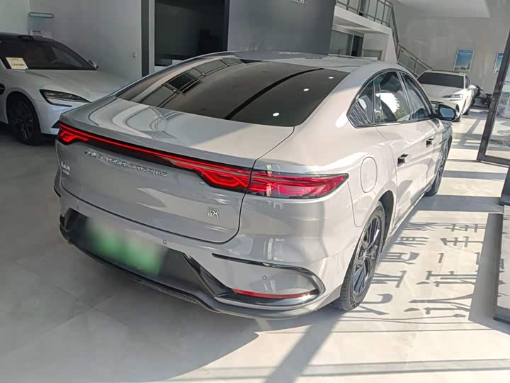 Фото 7 - BYD Han