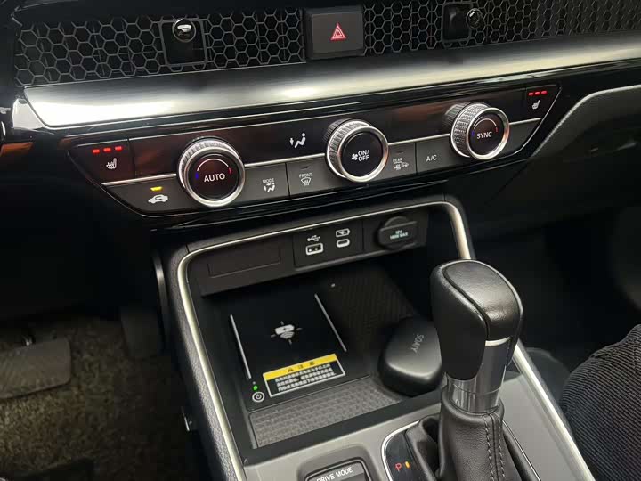 Фото 5 - Honda CR-V