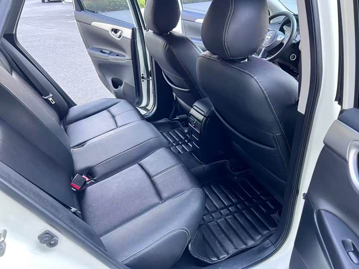 Фото 9 - Nissan Sylphy