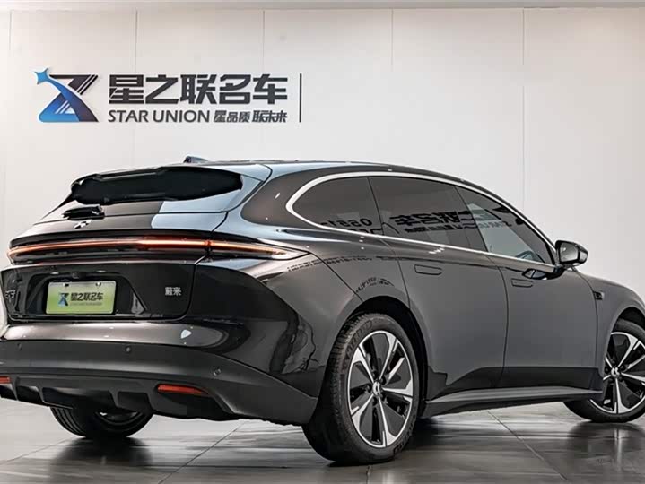 Фото 7 - Nio ET5T