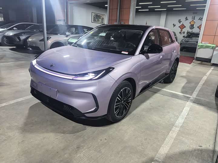 Фото 2 - BAIC Arcfox T1