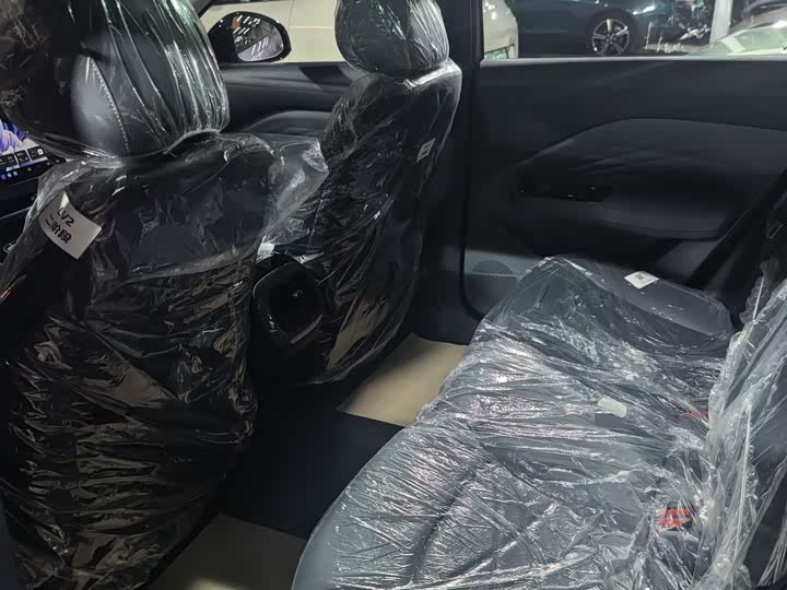 Фото 5 - BAIC Arcfox T1