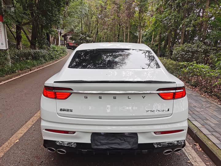 Фото 5 - Geely Preface