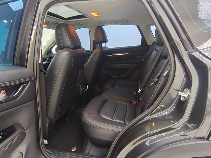 Фото 8 - Mazda CX-5