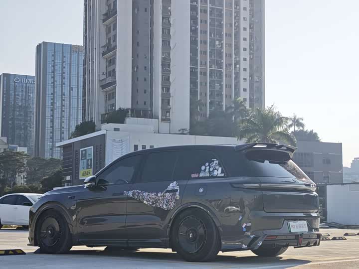 Фото 8 - LiXiang L8