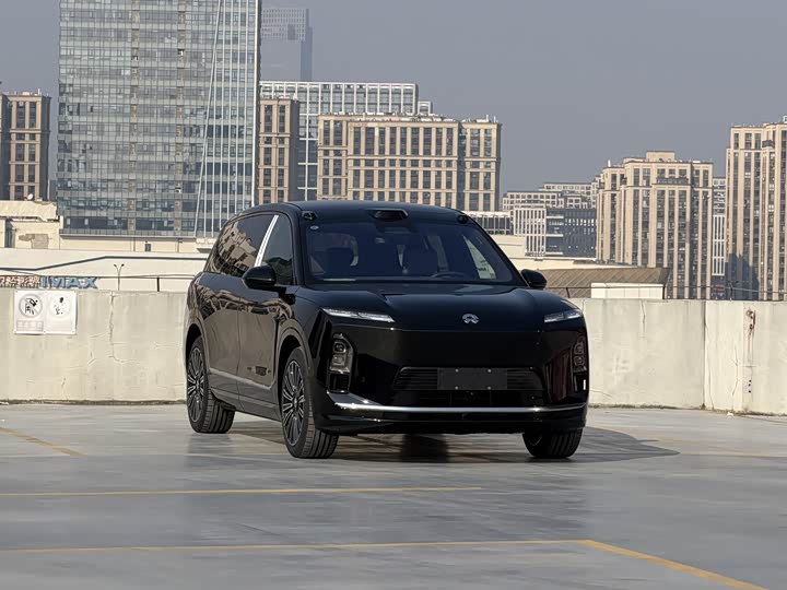 Фото 2 - Nio ES8