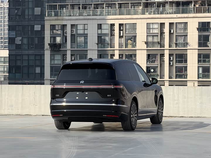 Фото 8 - Nio ES8