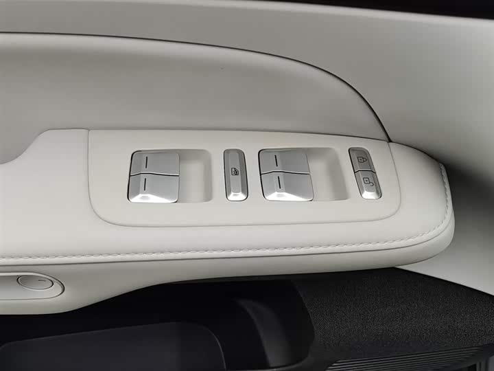 Фото 9 - XPeng G6