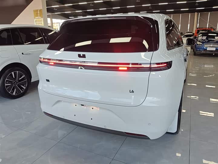 Фото 6 - LiXiang L6