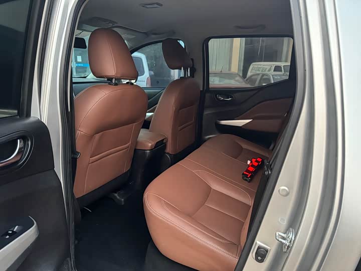 Фото 7 - Dongfeng Rich 6