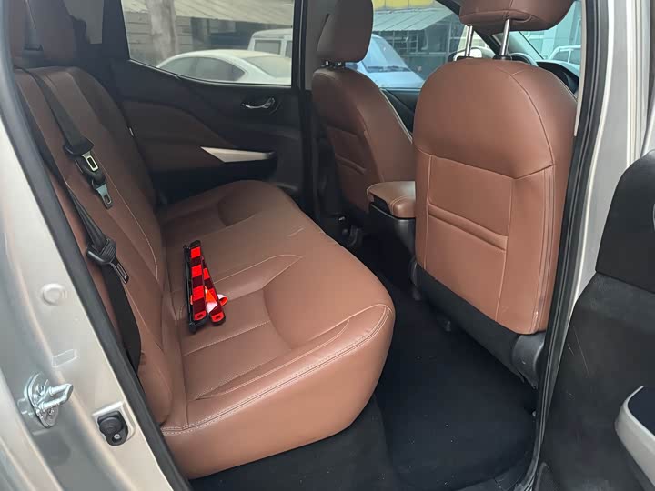 Фото 9 - Dongfeng Rich 6