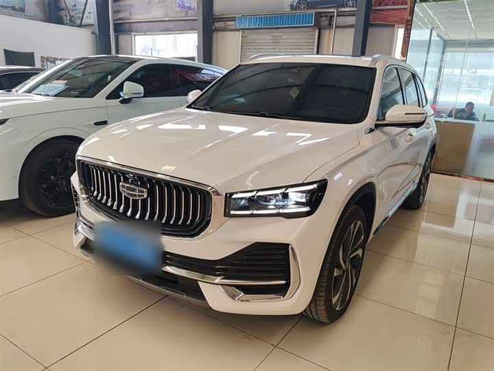 Фото 2 - Geely Monjaro