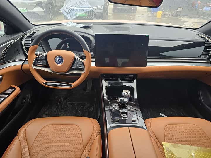 Фото 7 - BYD Han