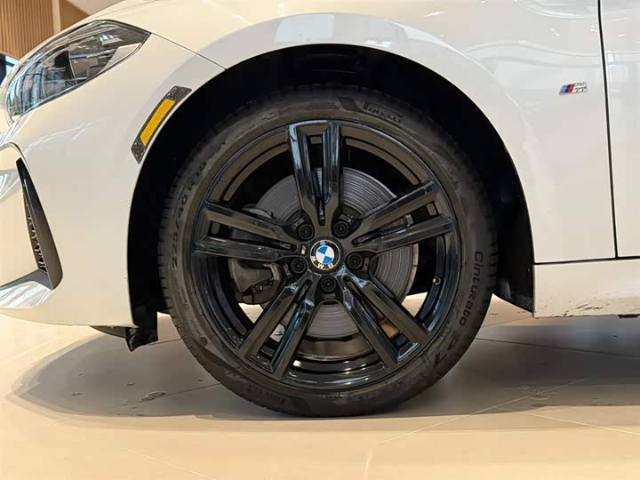 Фото 4 - BMW 1 Series