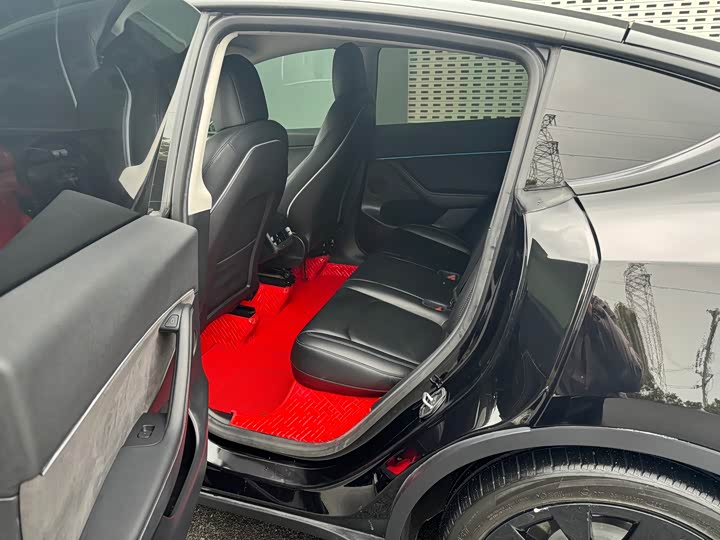 Фото 5 - Tesla Model Y