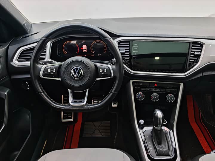 Фото 7 - Volkswagen T-Roc