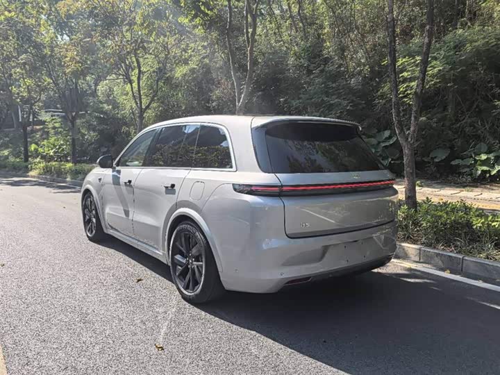 Фото 5 - LiXiang L8