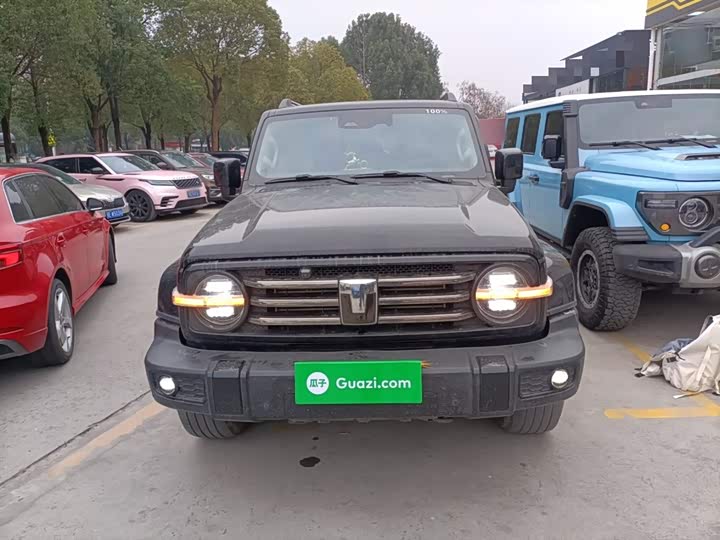 Фото 3 - Tank 300