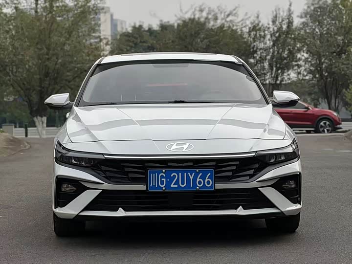 Фото 2 - Hyundai Elantra N line