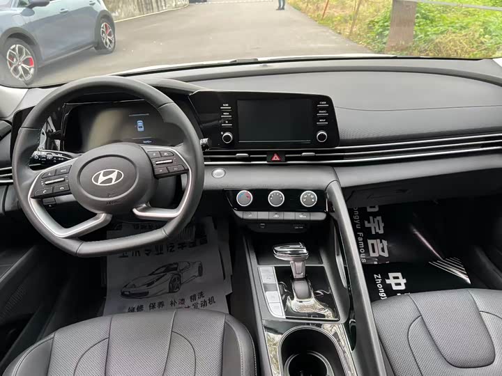 Фото 8 - Hyundai Elantra N line