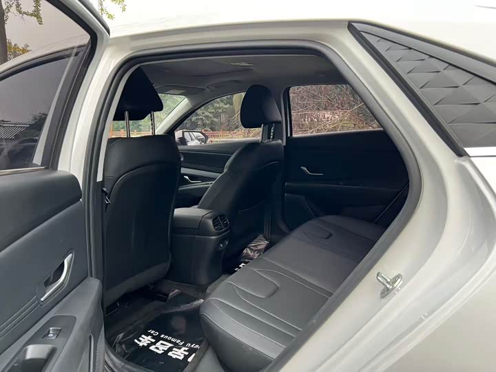 Фото 9 - Hyundai Elantra N line