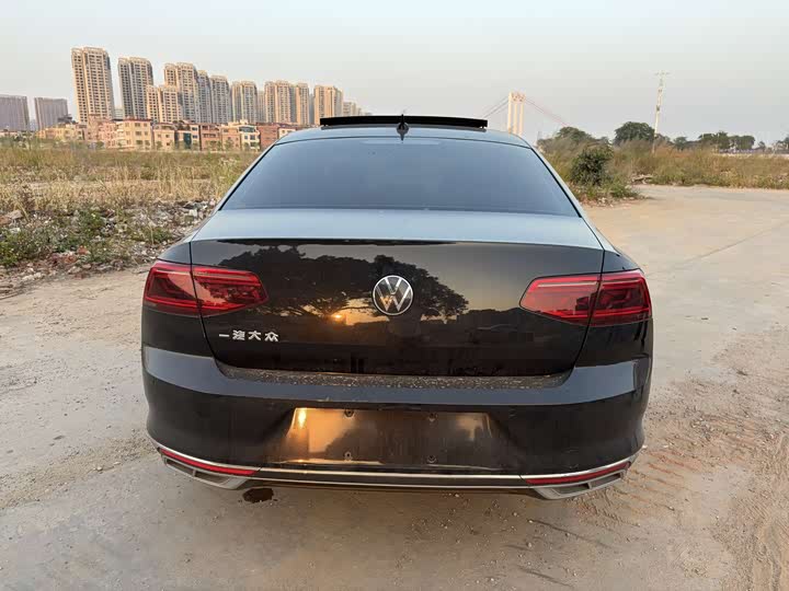 Фото 8 - Volkswagen Magotan