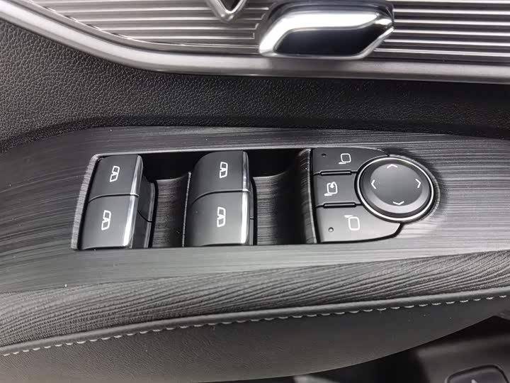 Фото 9 - Buick LaCrosse