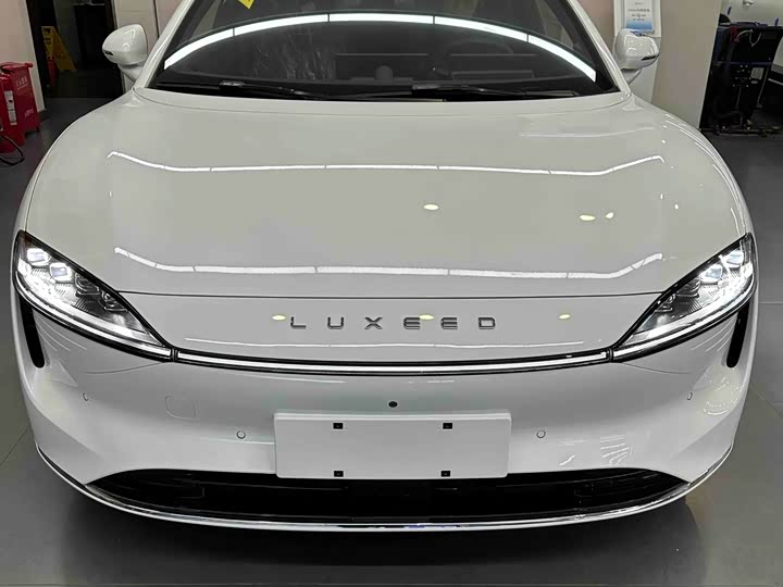 Фото 2 - Luxeed S7