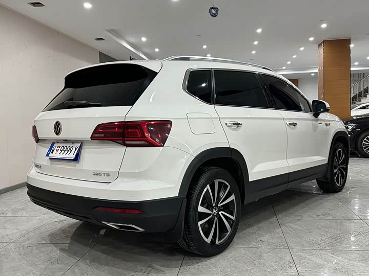 Фото 4 - Volkswagen Tharu